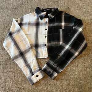 Shein woman’s plaid button down long sleeve shirt. Size small.